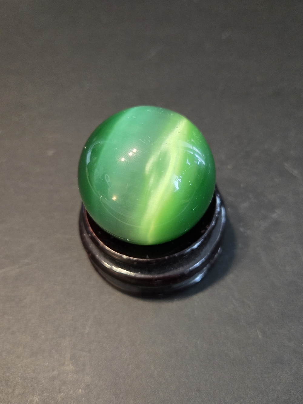 💚 Green Cat’s Eye Sphere • Approx. 1.7” • 3.77 oz
